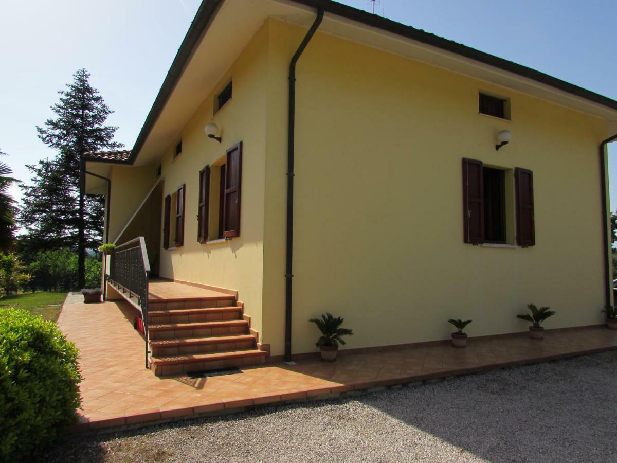 Villa Rina Pesaro Extérieur photo